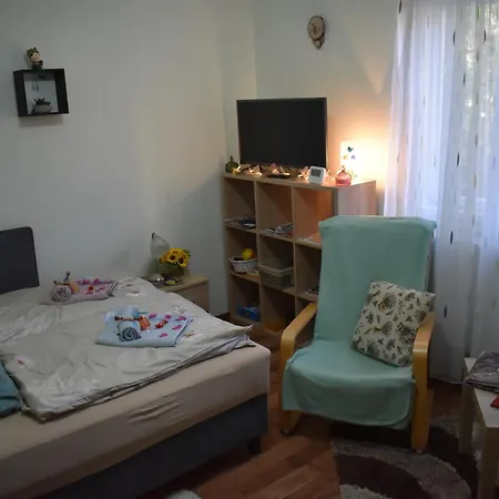 Manilla Vendeghaza شقة